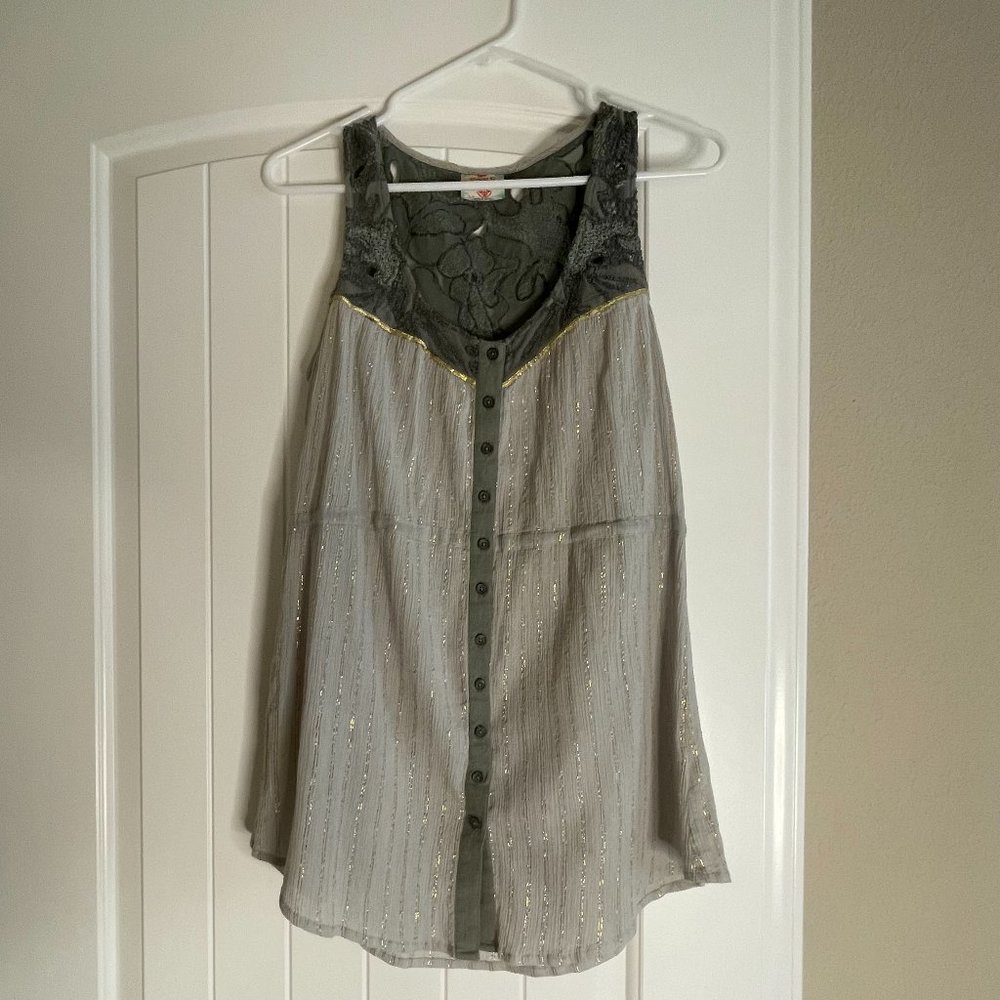 Free People - Picture 2 of 6